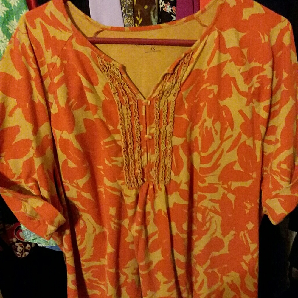 TWO Stylish Short Sleeved Tops